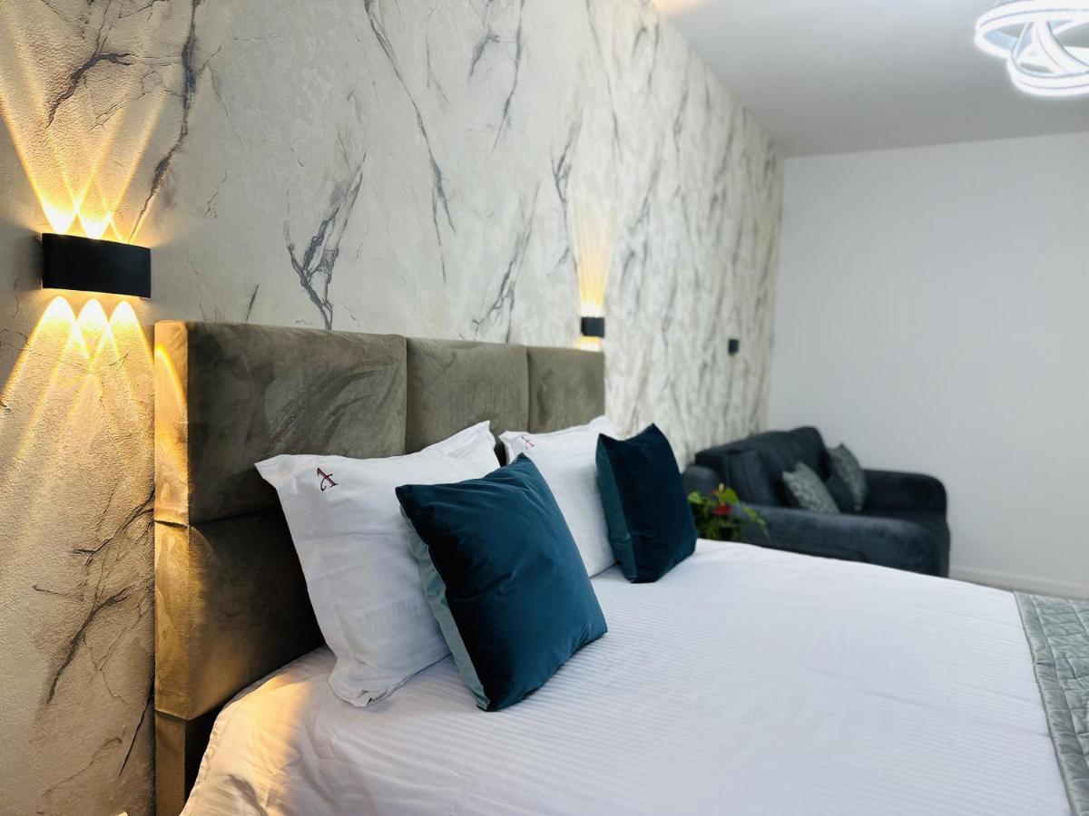 Апартаменти Rentforcomfort Sky Garden Studio Бухарест Екстер'єр фото
